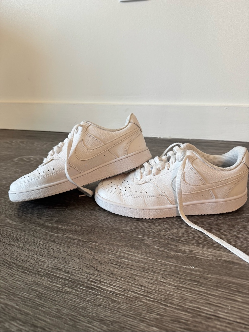 Nike Women’s Low-Top Leather Sneakers - All-White
